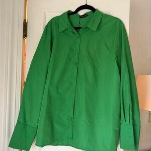 PrettyLittleThing Bright Green Top